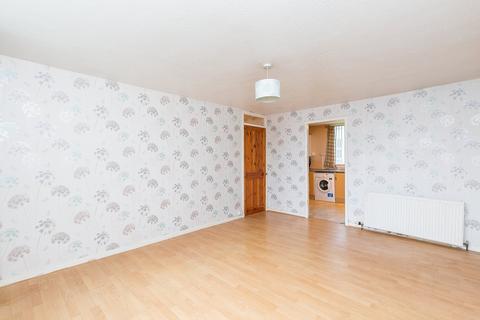 11/2 Calder Gardens, Edinburgh, EH11 4JB