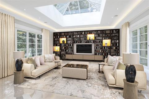 10 Coombe Ridings, Kingston Upon Thames, KT2 7JT