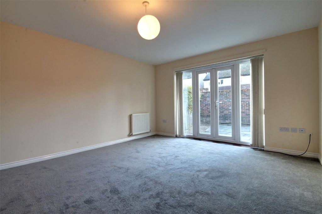 Barrington Close, Durham, DH1 4 bed end of terrace house £1,100 pcm