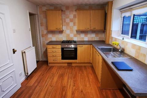 3 bedroom terraced house to rent, Green Lane, Ford, Liverpool