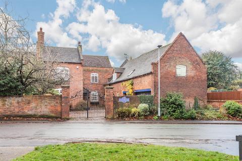 6 bedroom semi-detached house for sale - Fisherwick Road, Lichfield, Staffordshire, WS14 9LH