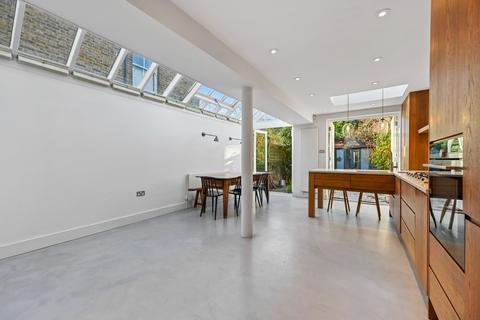 4 bedroom house to rent - Wingate Road, London W6