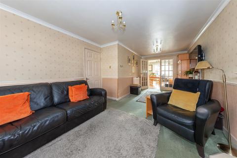 3 bedroom terraced house for sale - Palma Close, Dunstable, Bedfordshire