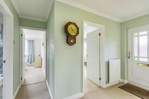 2 bedroom detached bungalow for sale - 15 West End Falls, Nafferton, Driffield YO25 4QA