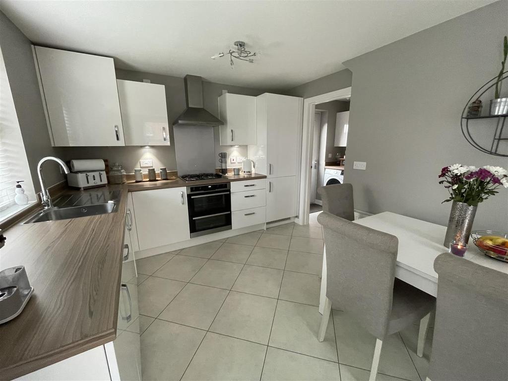 Forest House Lane, Leicester forest East 3 bed detached house £330,000