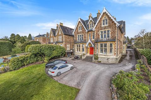 Flat 8, Oakleigh Bridge Road, Leigh Woods, Bristol, BS8 3PB
