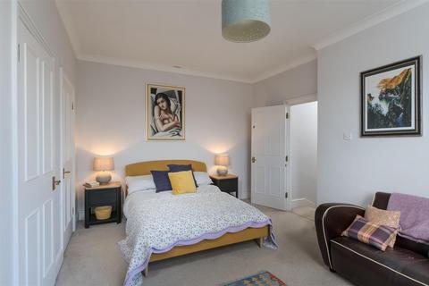 Flat 8, Oakleigh Bridge Road, Leigh Woods, Bristol, BS8 3PB