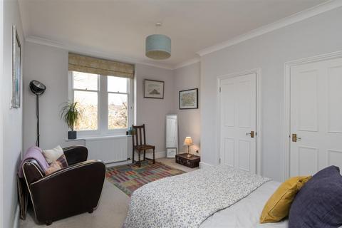 Flat 8, Oakleigh Bridge Road, Leigh Woods, Bristol, BS8 3PB