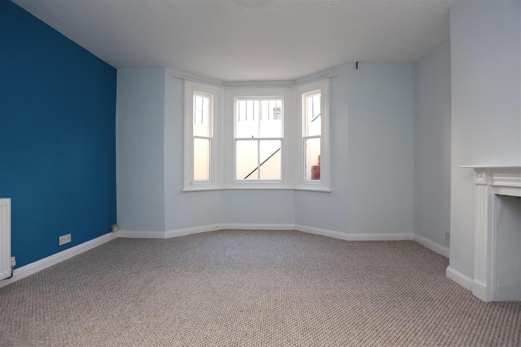 Lansdowne Street, Hove 1 bed flat £995 pcm (£230 pw)