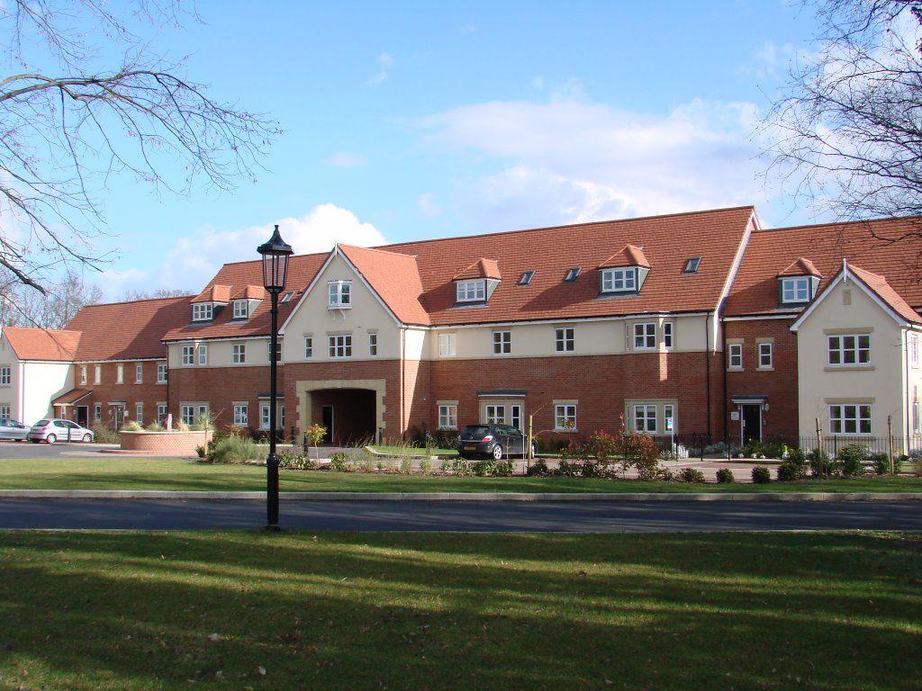 Tudor Court, Coppice Park, Draycott... 3 bed semidetached house £
