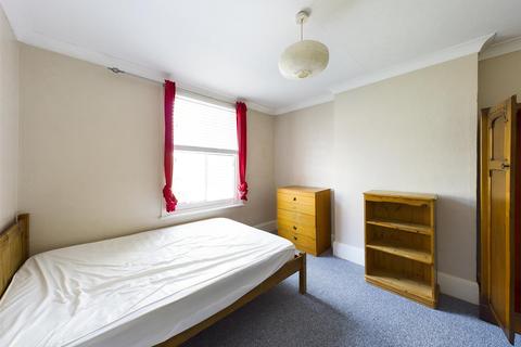 3 bedroom maisonette to rent - New England Road. Brighton