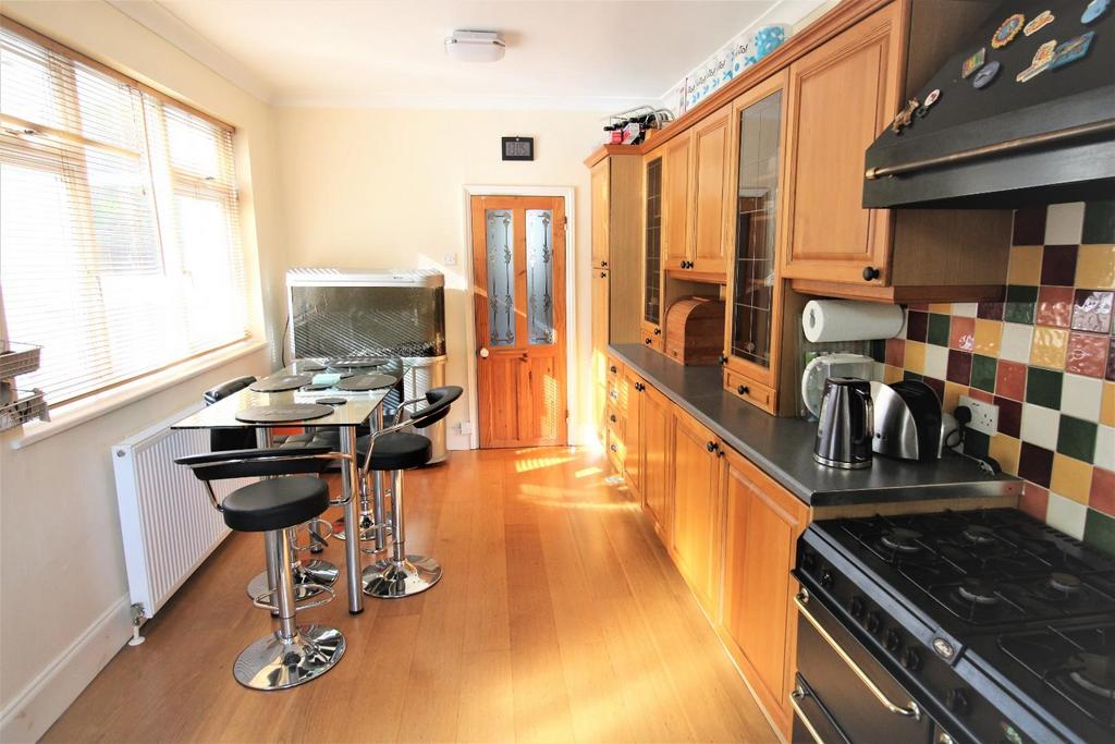 Kitchen/Breakfast Room View 2
