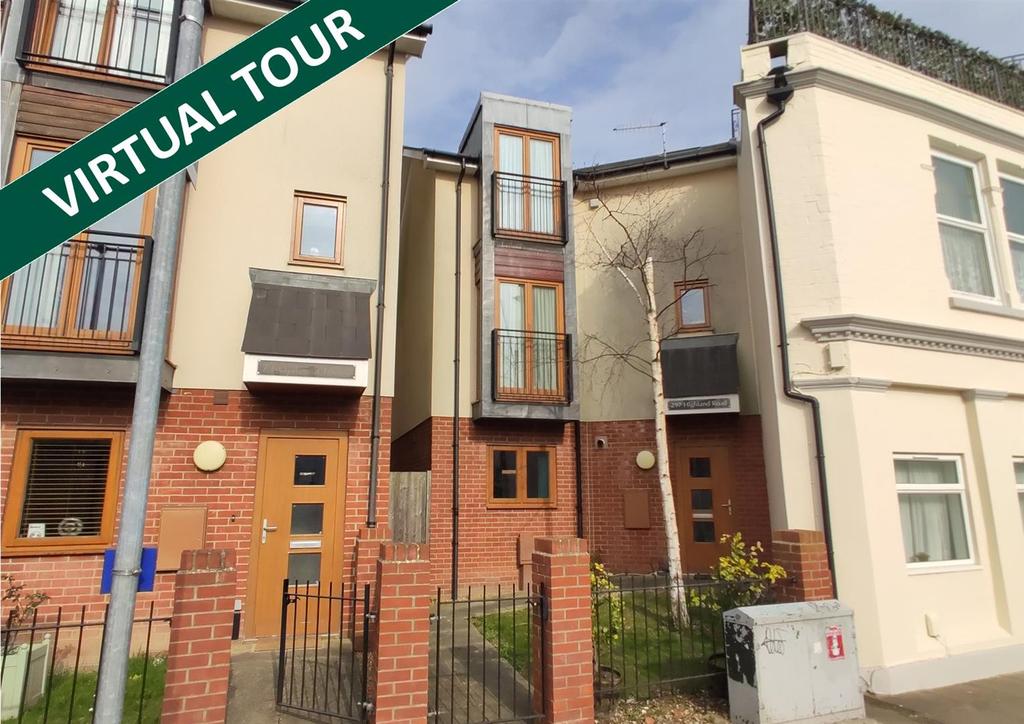 HIGHLAND ROAD, SOUTHSEA, PO4 9HB 5 bed semidetached house £1,400 pcm (£323 pw)