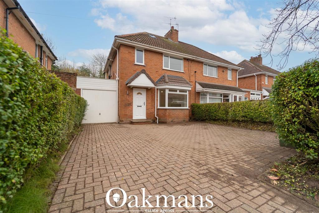 St. Chads Road, Birmingham, B45 4 bed semidetached house £325,000