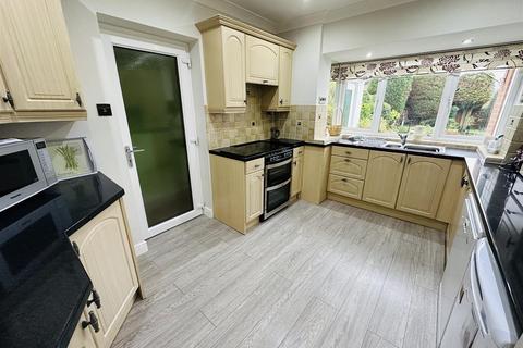 43 West View Road, Sutton Coldfield, B75 6AZ