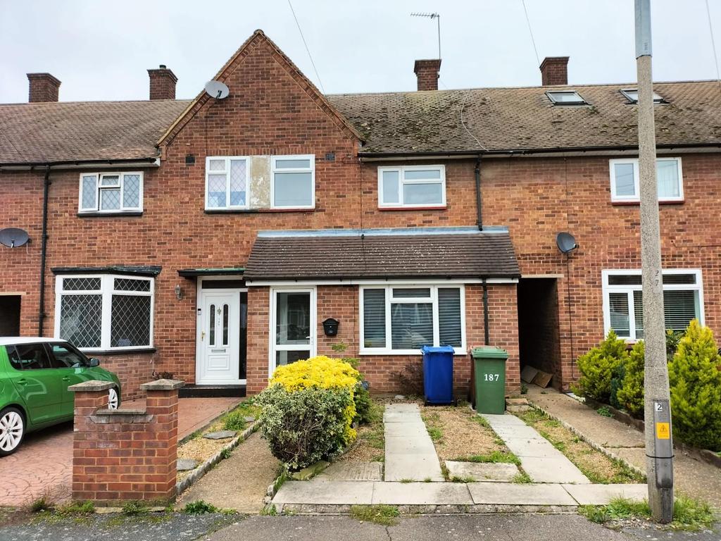 Araglen Avenue, South Ockendon 2 bed house £1,200 pcm (£277 pw)