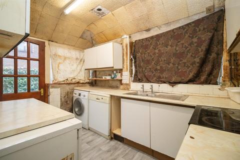 30 Stratton Road, Manchester, M16 0BB