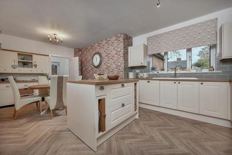 Manor View Bottesford Road, Allington, Grantham, NG32 2DH