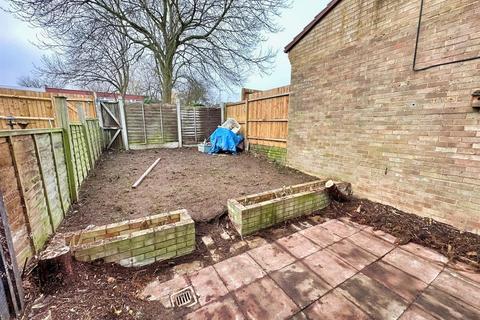 4 Katrine Place, Bletchley, Milton Keynes, MK2 3DW