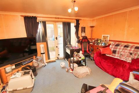4 Katrine Place, Bletchley, Milton Keynes, MK2 3DW
