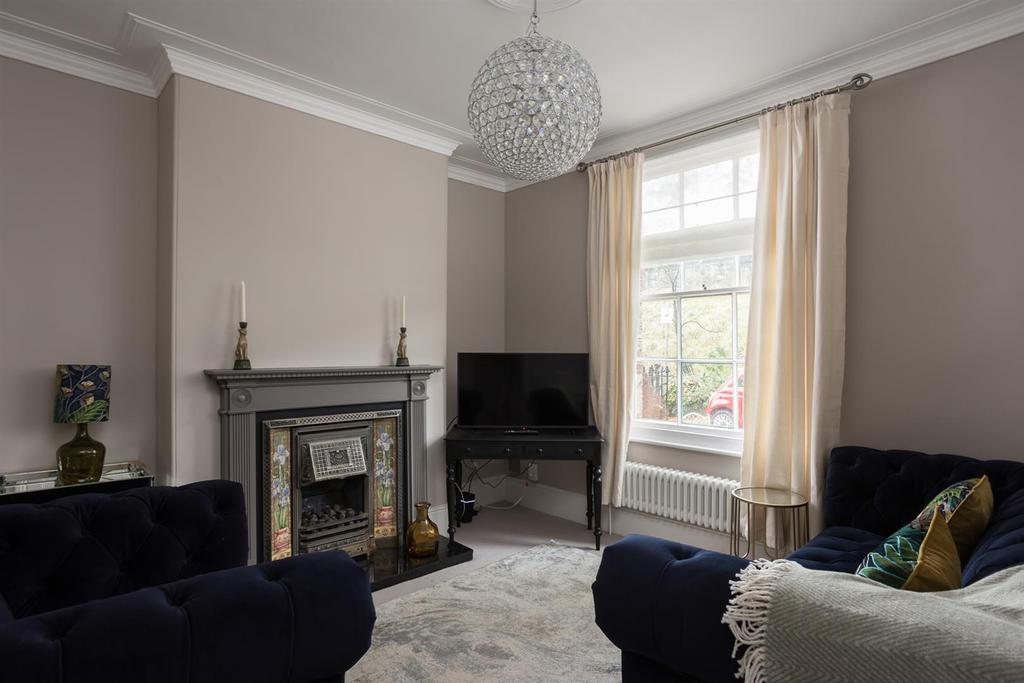 6 Dewsbury Terrace, York 2 bed house £500,000