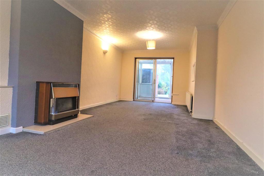 Briardene Avenue, Bedworth 3 bed semidetached house £850 pcm (£196 pw)