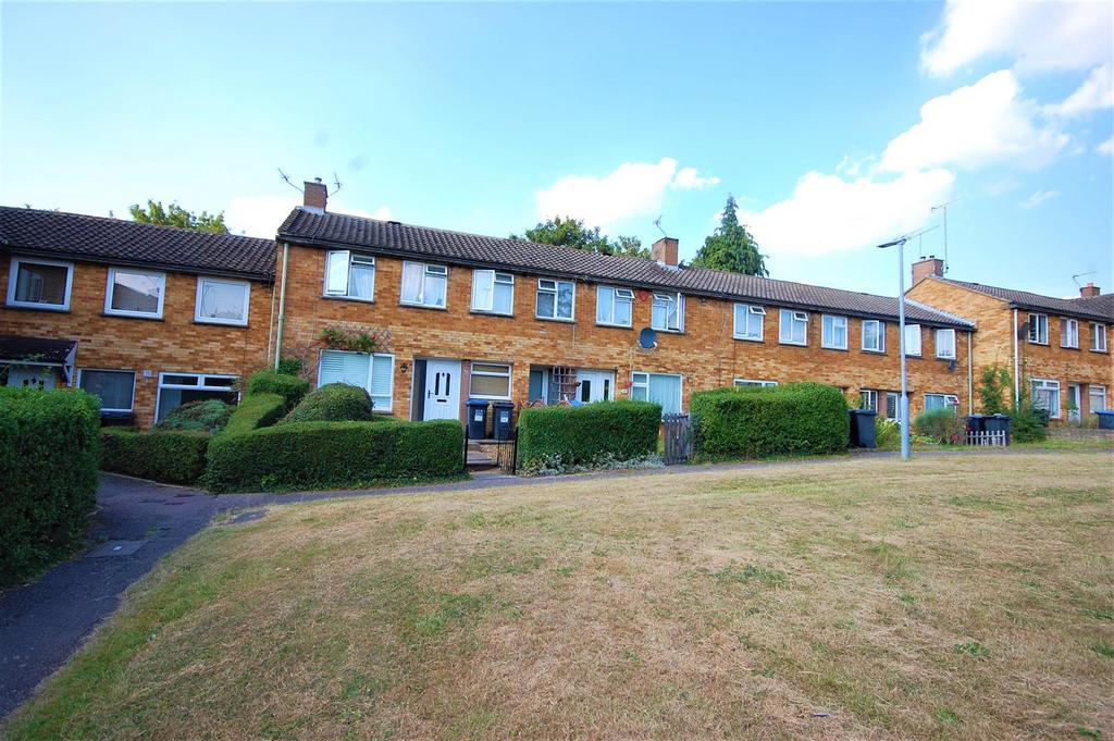 Bradshaws, Hatfield 3 bed terraced house for sale £325,000