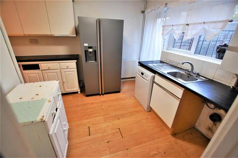 37 Bradshaws, Hatfield, AL10 9QS