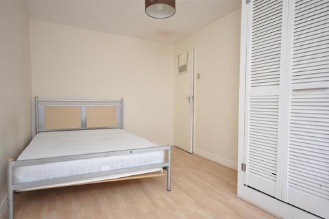 2 bedroom flat to rent - Goodramgate, York