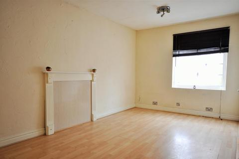2 bedroom flat to rent - Goodramgate, York