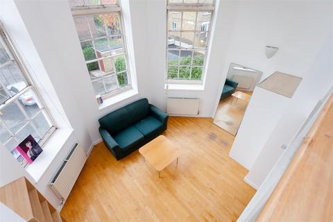 1 bedroom flat for sale - Old School Square, London, E14