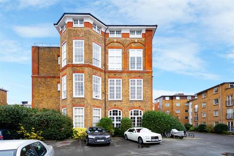 16 Old School Square, London, E14 7DJ