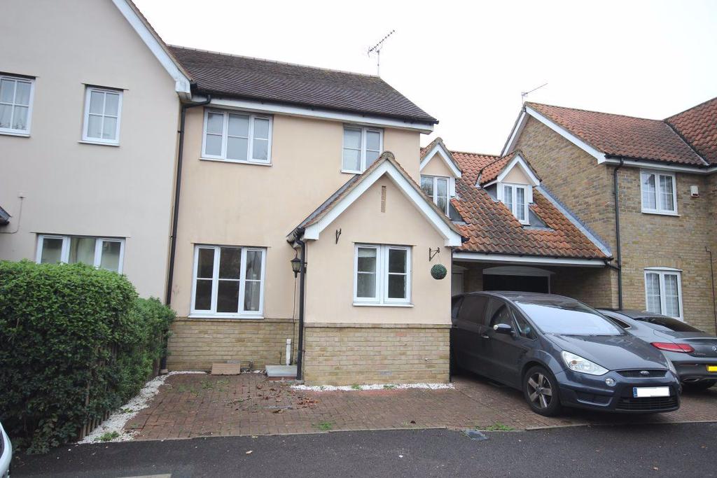 3 Bedrooms Noak Bridge 3 bed house £1,595 pcm (£368 pw)