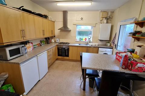 4 bedroom house to rent - Whitchurch Road, Cardiff
