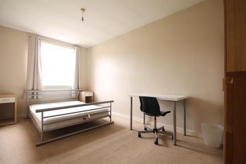 2 bedroom apartment to rent - 192 B Westgate Road, City Centre