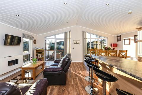 3 bedroom lodge for sale - Yapton Road, Climping
