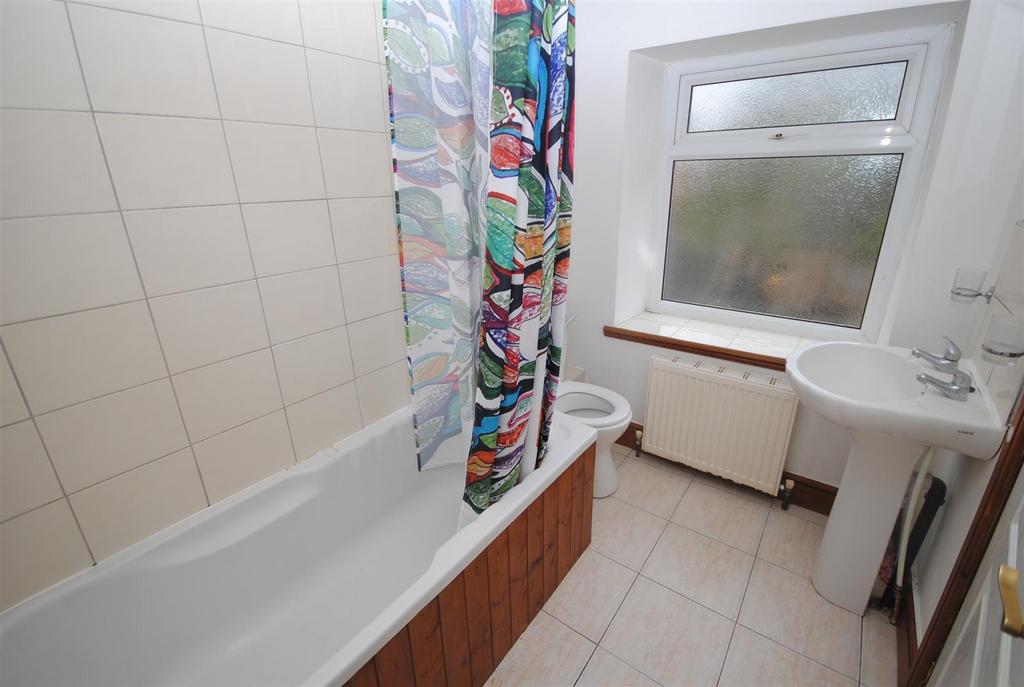 2bramhamsyardbath.JPG