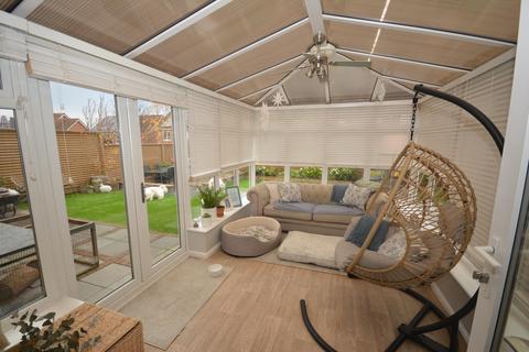 12 Bradgate Croft, Chesterfield, S41 0XZ