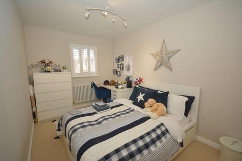 12 Bradgate Croft, Chesterfield, S41 0XZ