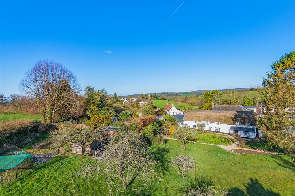 Wiggaton, Ottery St. Mary 5 bed detached house for sale £775,000