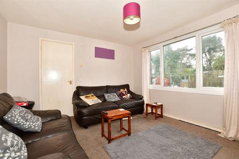 3 bedroom terraced house for sale - Anzio Crescent, Guston, Dover, Kent