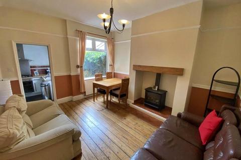 3 bedroom terraced house to rent, Henwood Road, Withington, M20