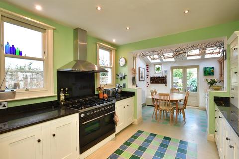 4 bedroom end of terrace house for sale - Rugby Road, Brighton, East Sussex
