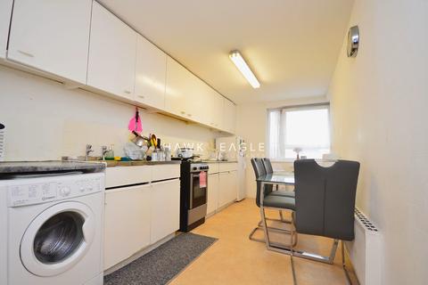2 bedroom flat for sale - Billing House, Bower Street, London, E1