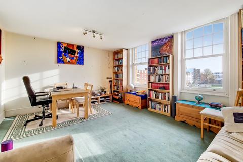 2 bedroom apartment to rent, Comeragh Road, W14