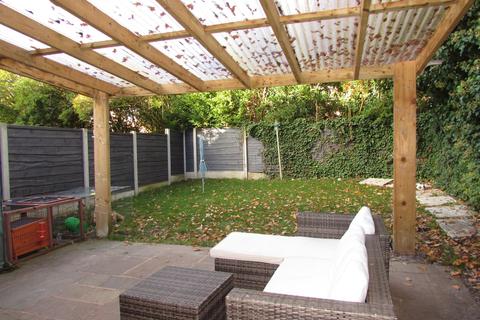 38 Ardenfield Drive, Manchester, M22 5DA