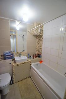 95 Eldridge Close, Feltham, TW14 9NG
