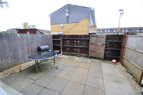 95 Eldridge Close, Feltham, TW14 9NG