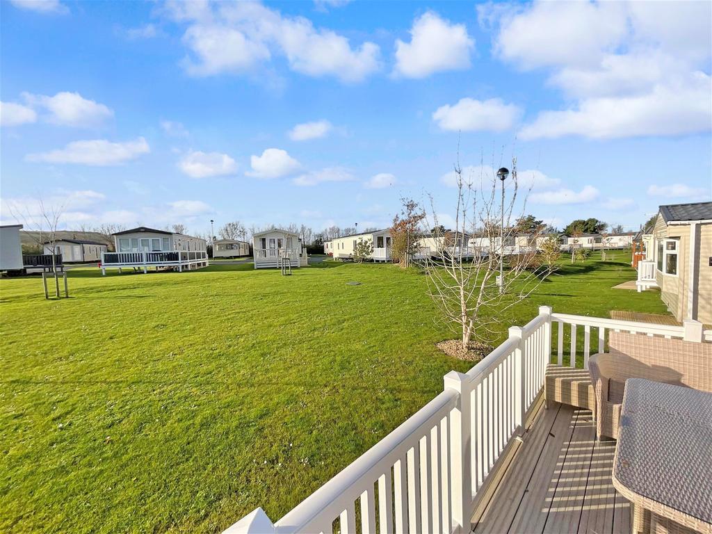 Hillway Road, Bembridge, Isle of Wight 3 bed park home for sale £55,000