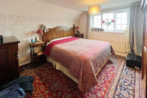 4 bedroom detached house for sale - Cloverlands,Swindon,SN25 1RW